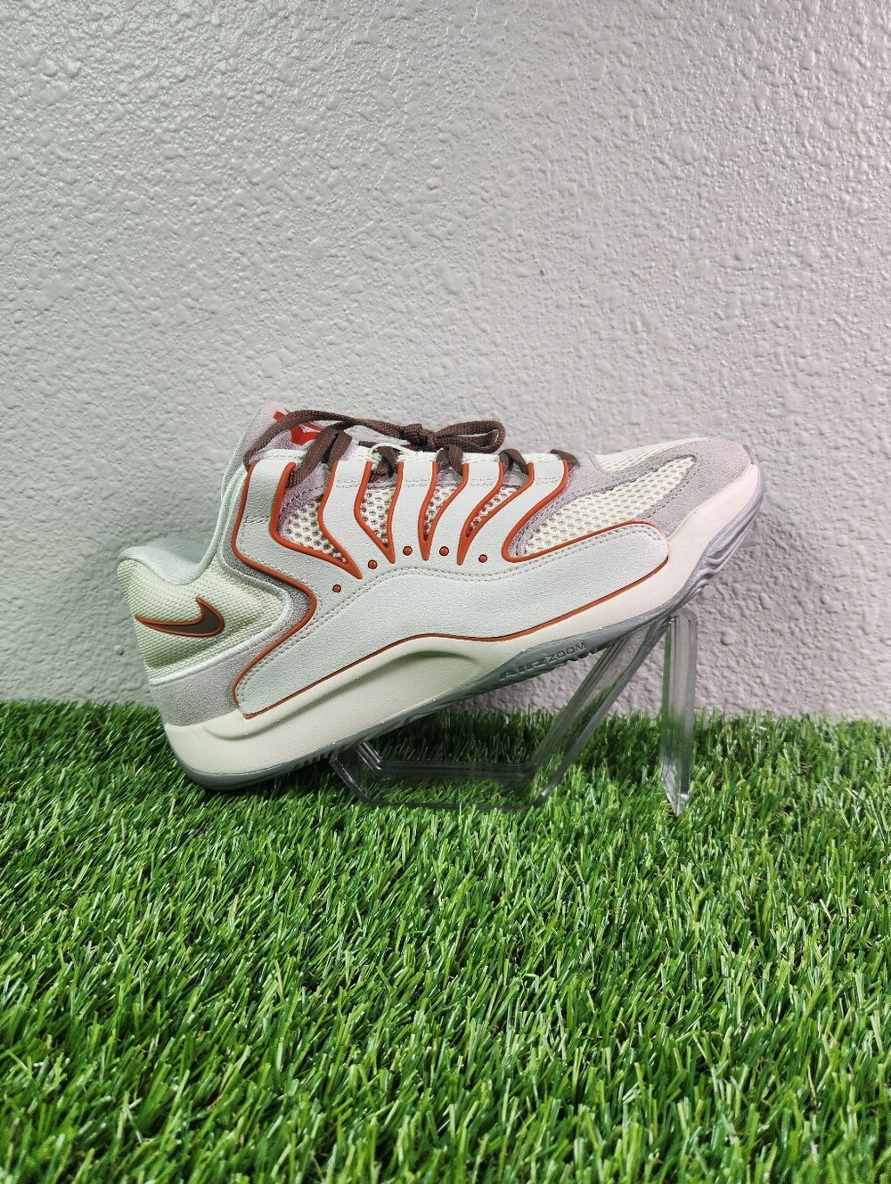 Nike KD 18  Longhorns Kevin Durant Basketball Shoes Size 9
